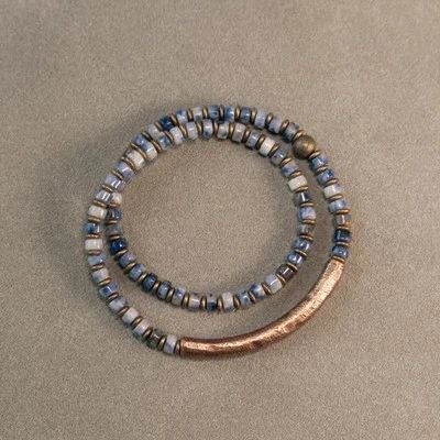 Cor de metal: mancha azul jasper