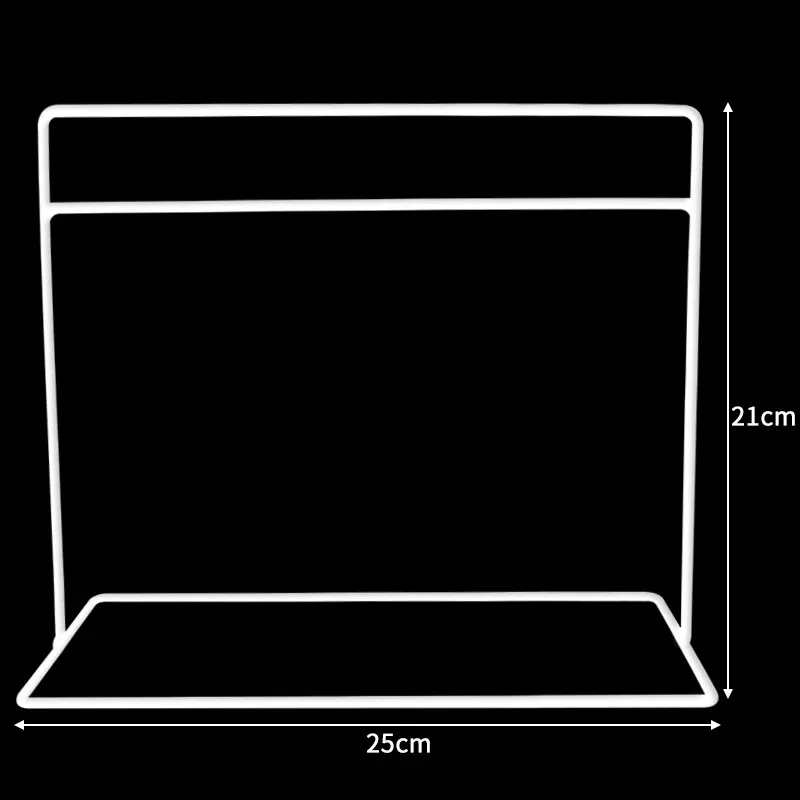 الأبيض M 25x21cm