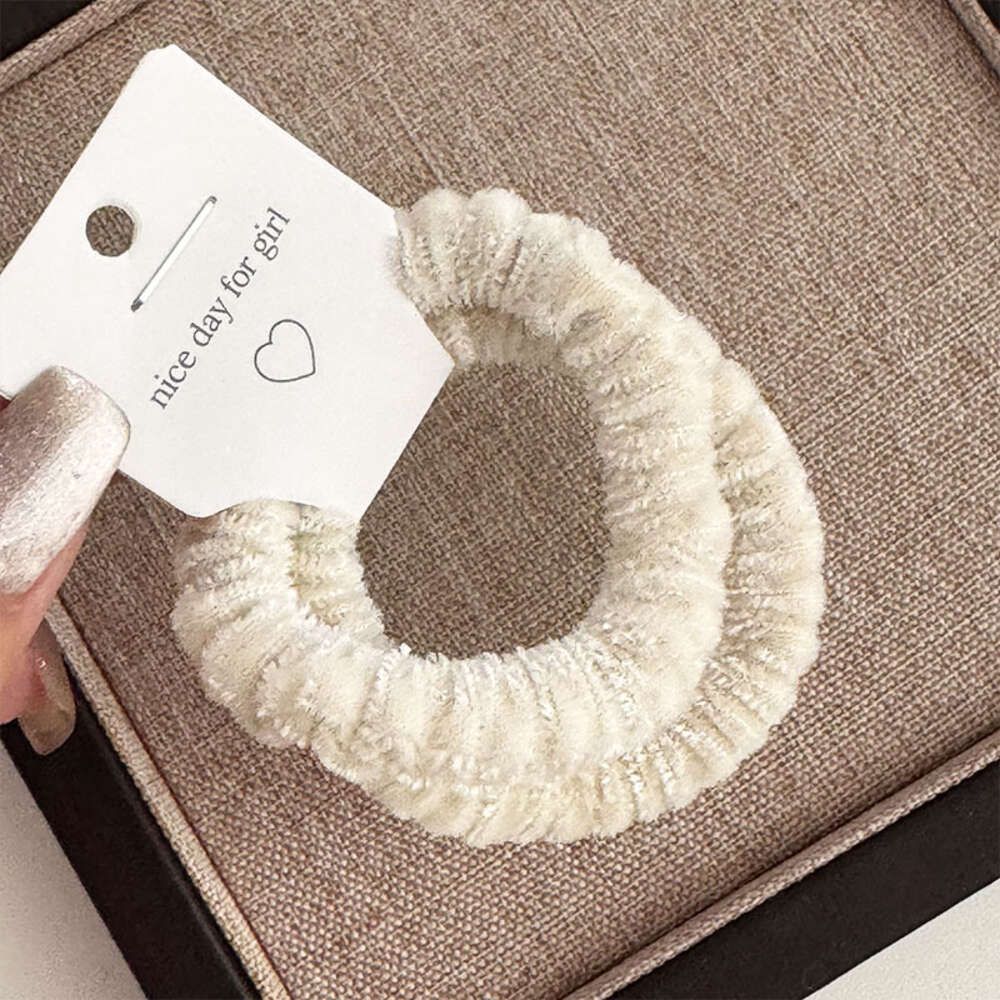 Velvet Fold Ring - Beige