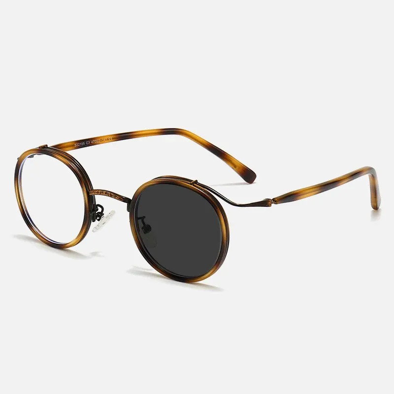 Photochromic Leopard