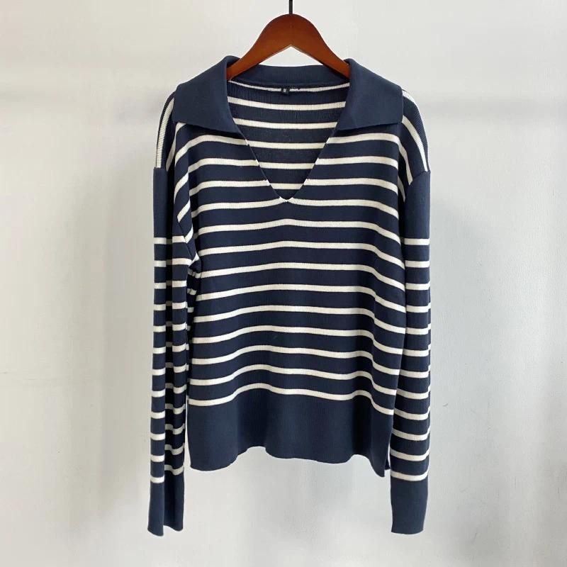 Navy blau