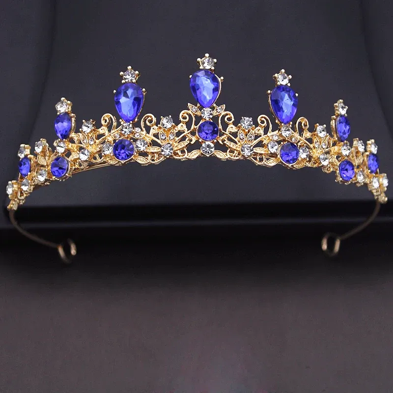 Tiaras Blau