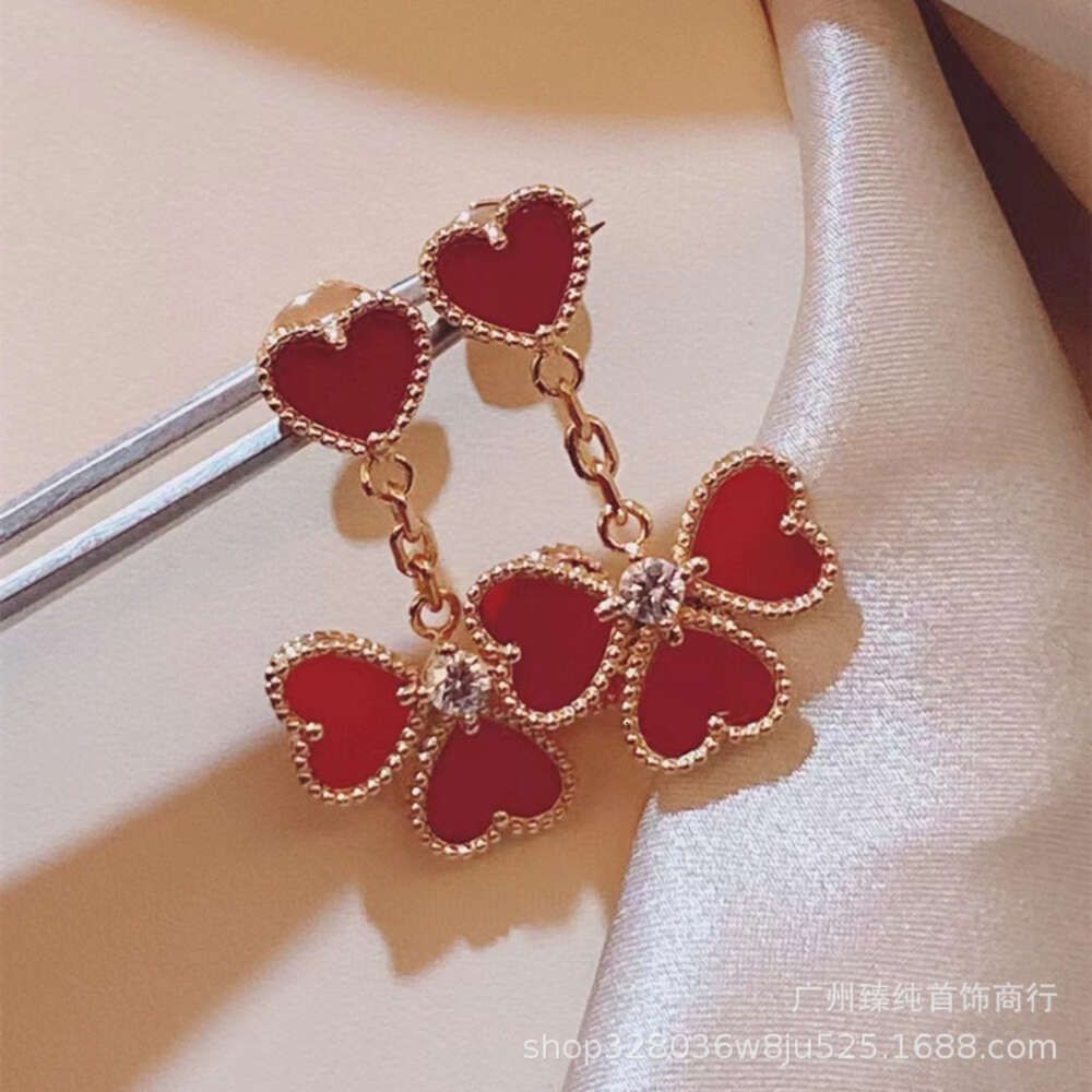 Boucles d'oreilles calcédoine jade rouge or rose