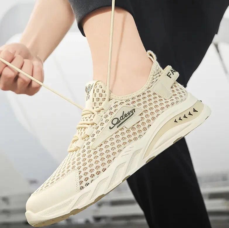 Beige-Lace up