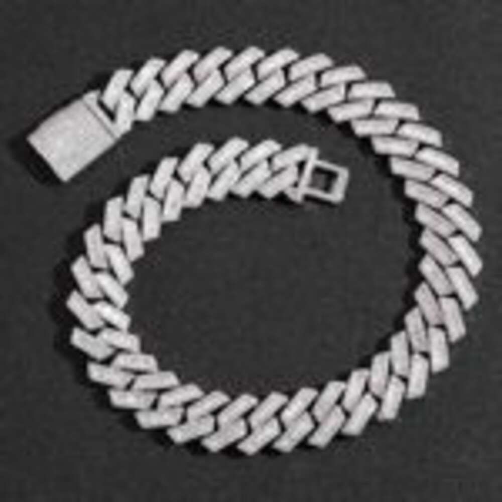 7-inch White Gold Bracelet (with Moiss