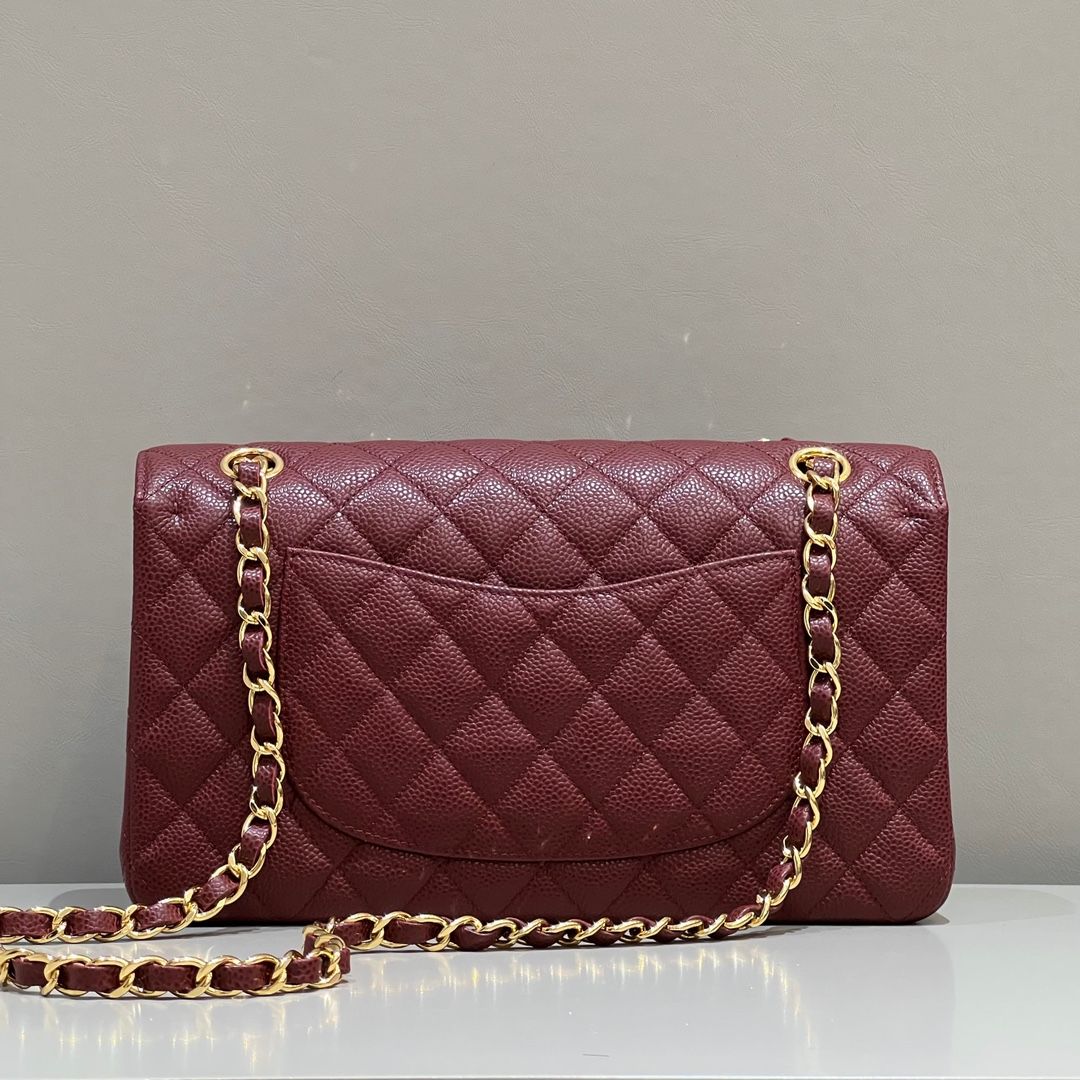 Burgundy-calfskin caviar-golden الأجهزة