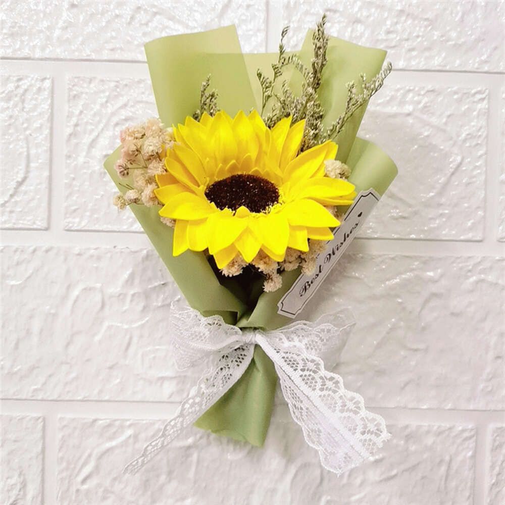 Bouquet de tournesols vert matcha 15cm