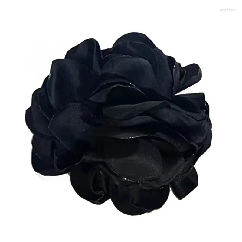 B bloem 8cm Zwart