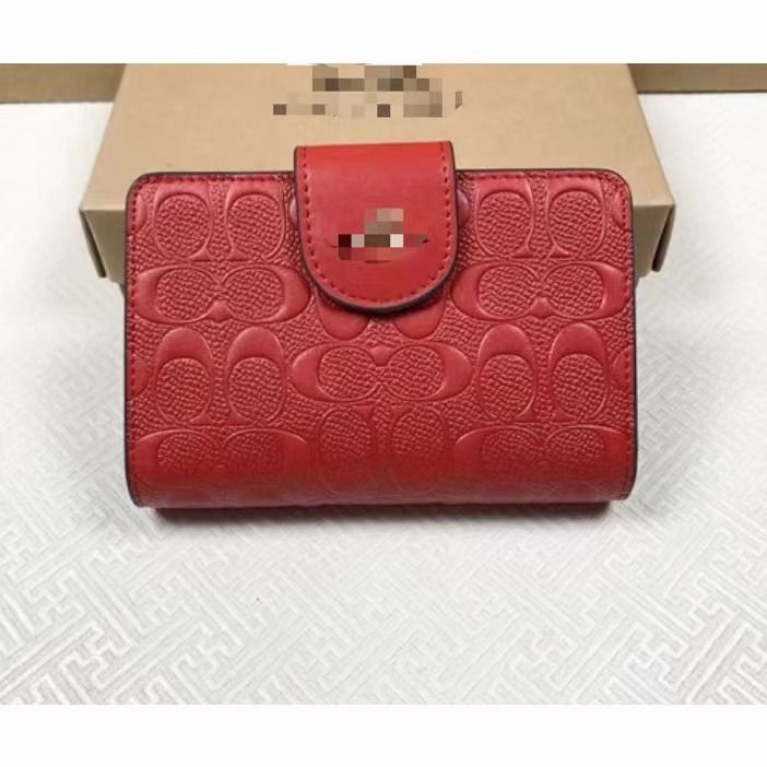 3-C5896 Red
