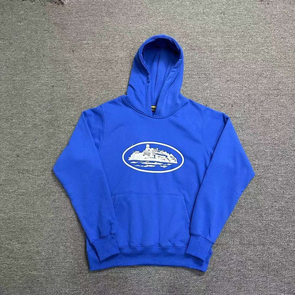 Blauer Pullover