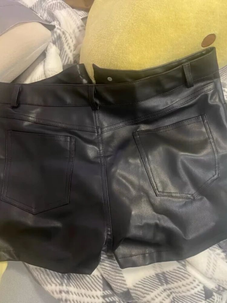 Schwarze Shorts -Röcke