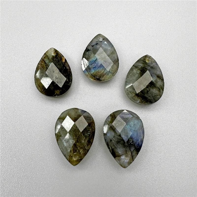 No.13 Labradourite