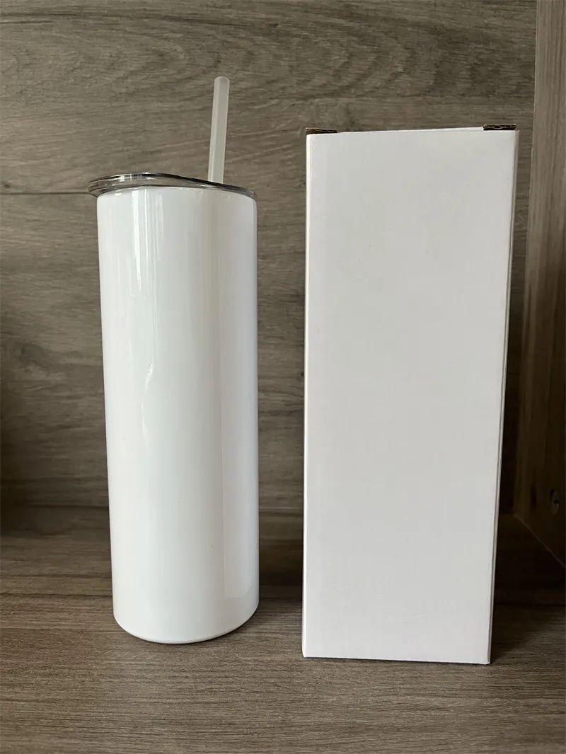 1 plastic rietje+deksel+beker