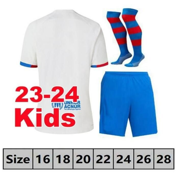 23/24 kids away+socks