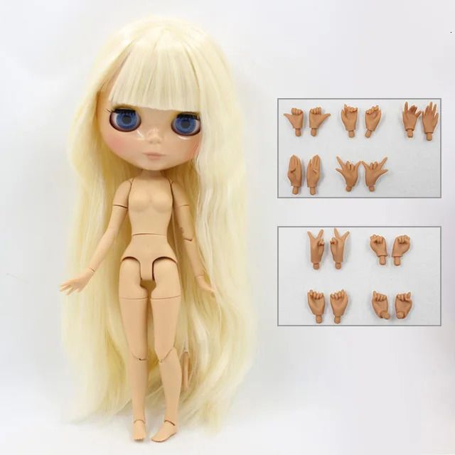 Naken doll7