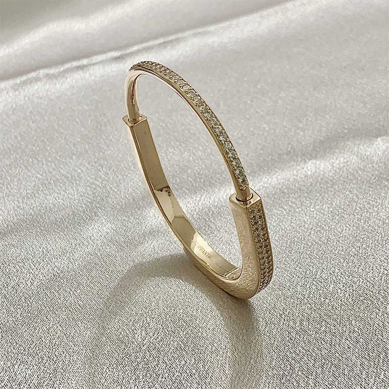 Lock Diamond Bracelet Rose Gold (full