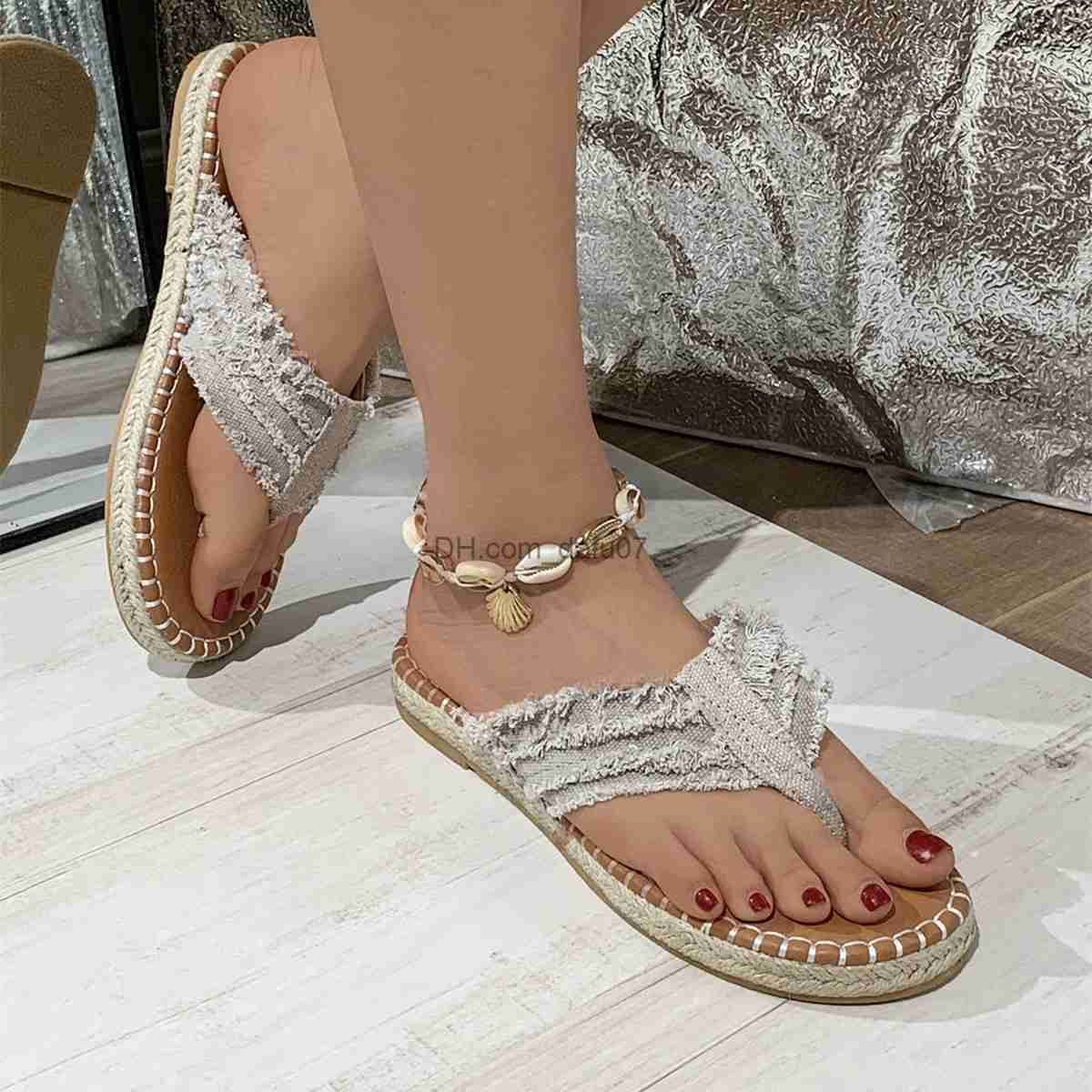 Clip Toe Grey