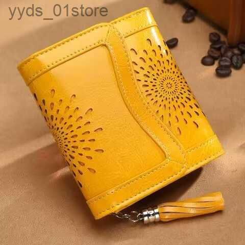 黄色の短い財布
