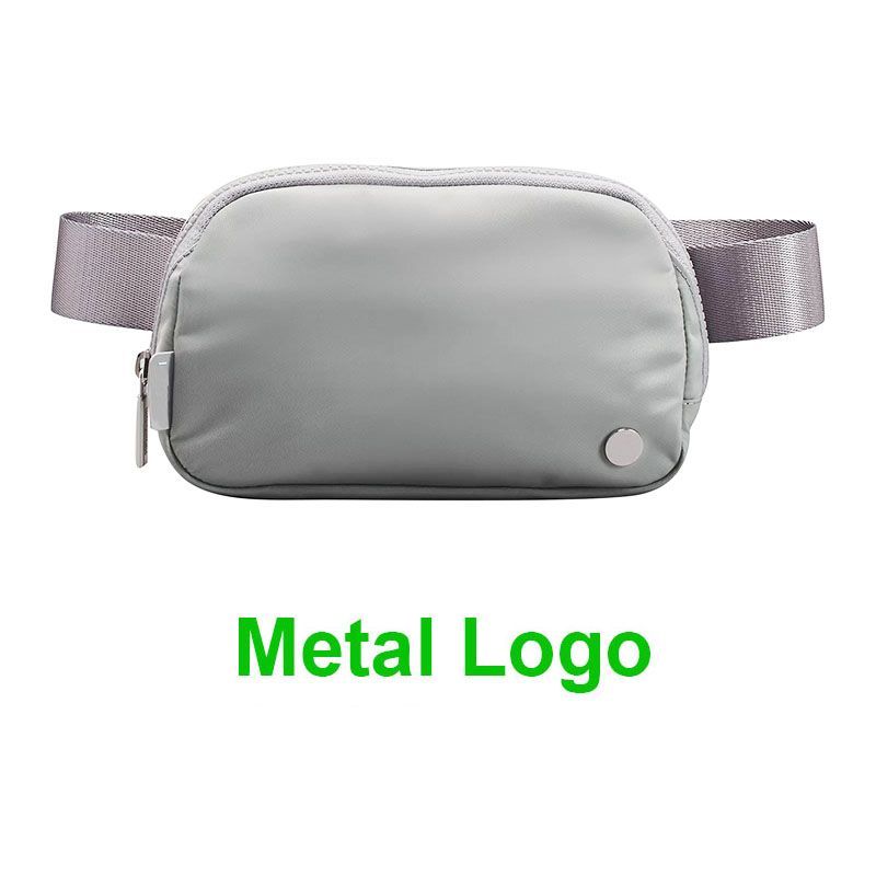 Logo in metallo grigio