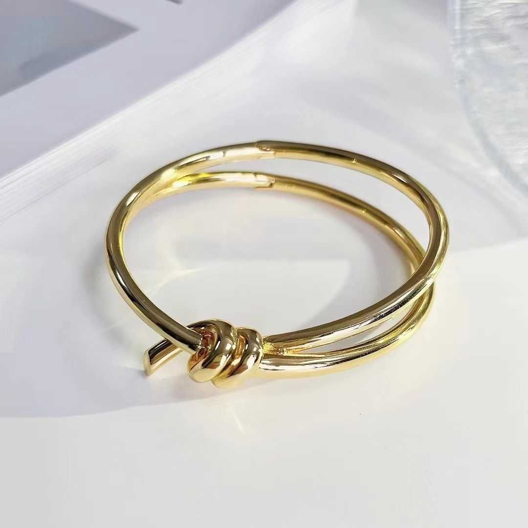 Bracelet sans diamant d'or-17