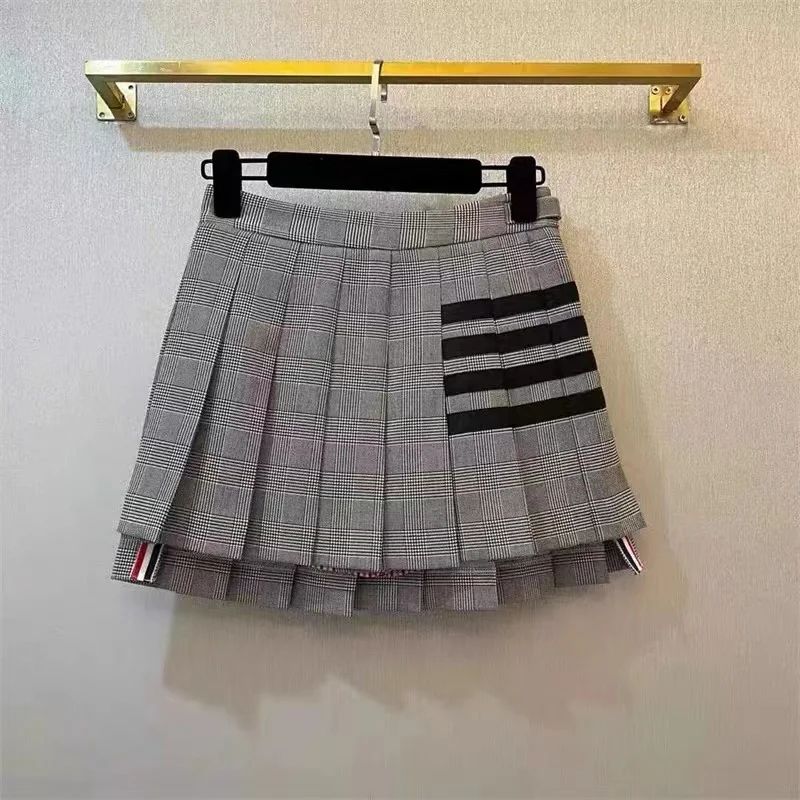 Plaid skirt