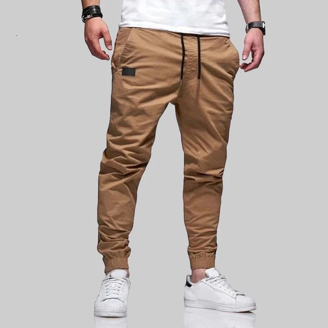 Ciemne khaki