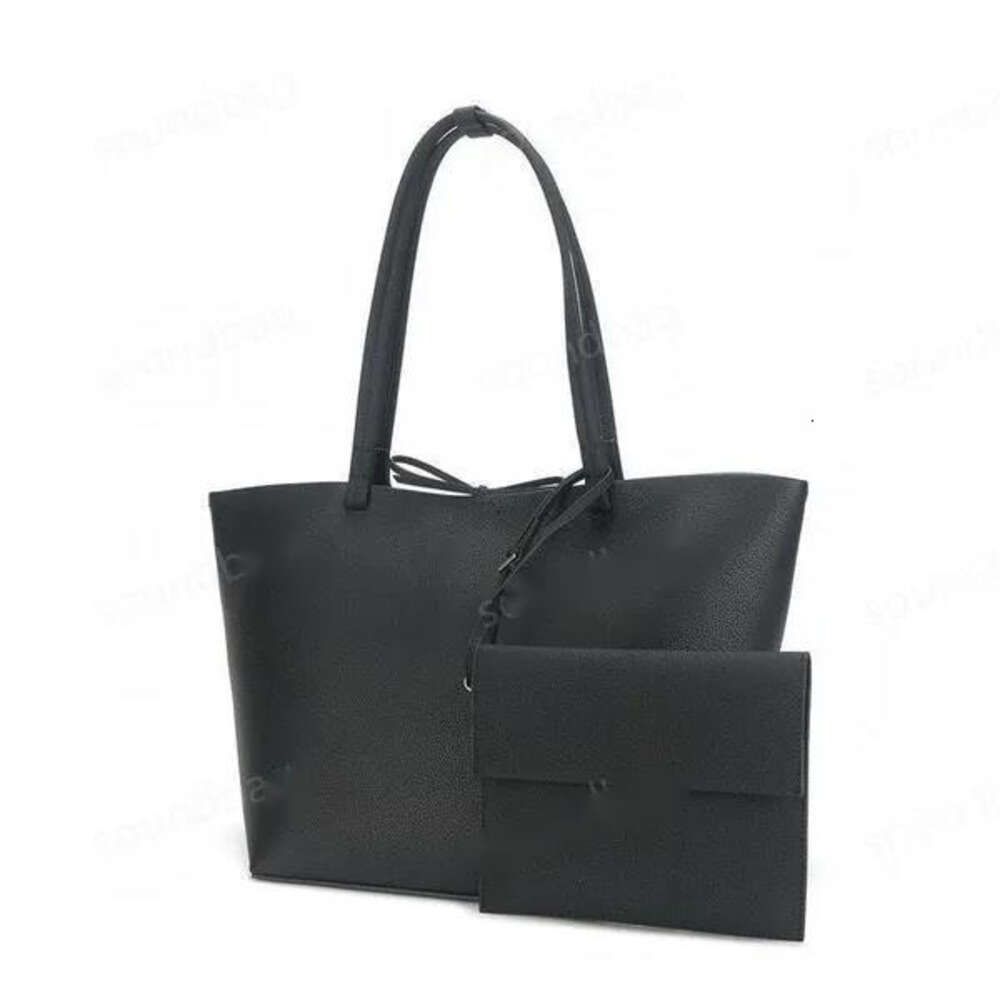 E2 - Black 47x29x24cm