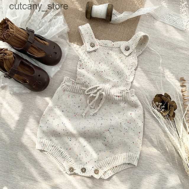 P223105 Beige