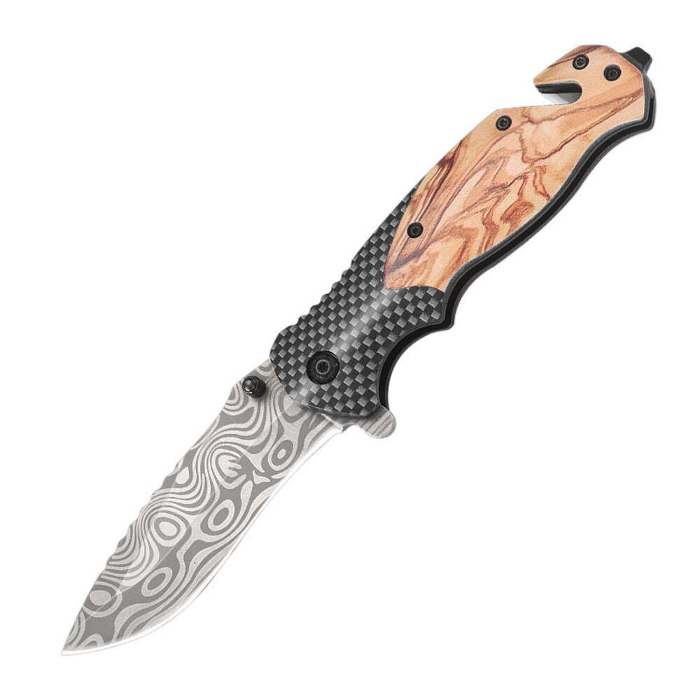 Damascus patterned knife