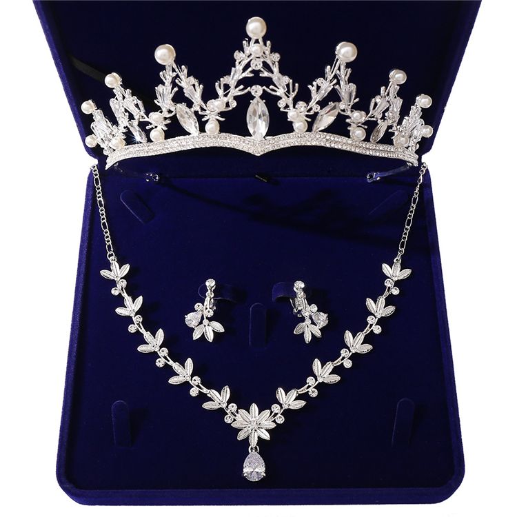Silver Crown + Necklace + Ear Clip