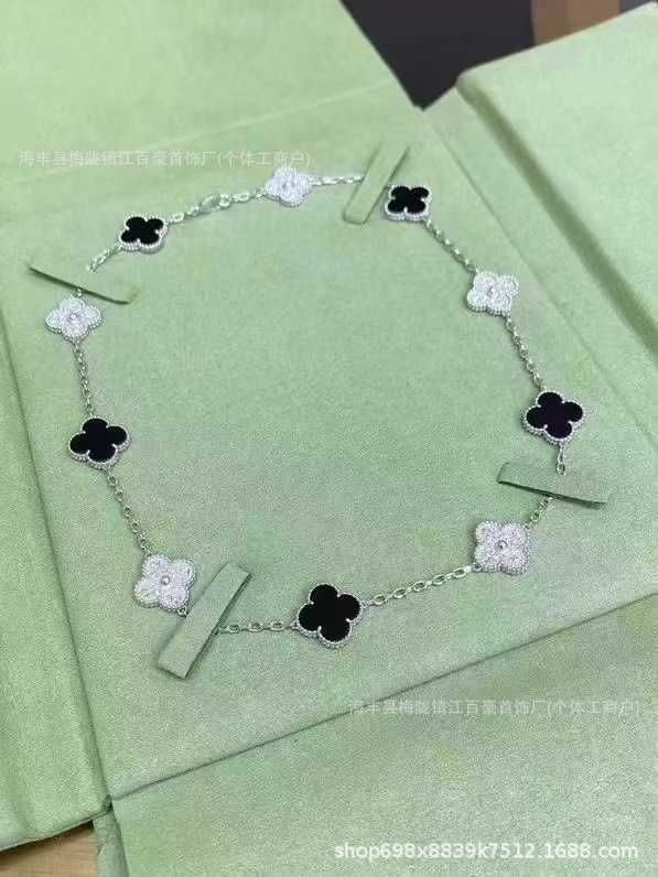 Style 1 Ten Flower Necklace-18k