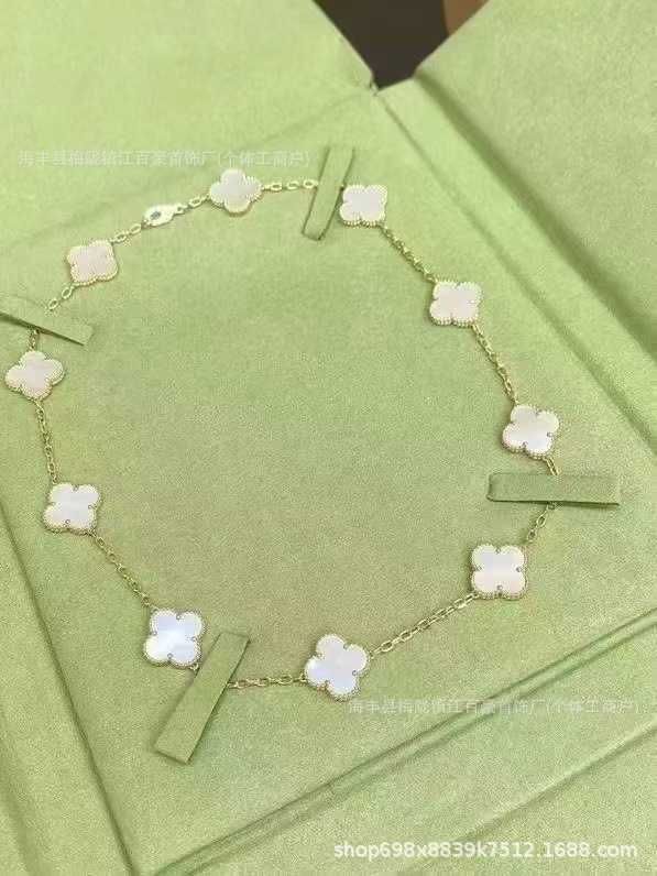 Style 7 Ten Flower Necklace-18k