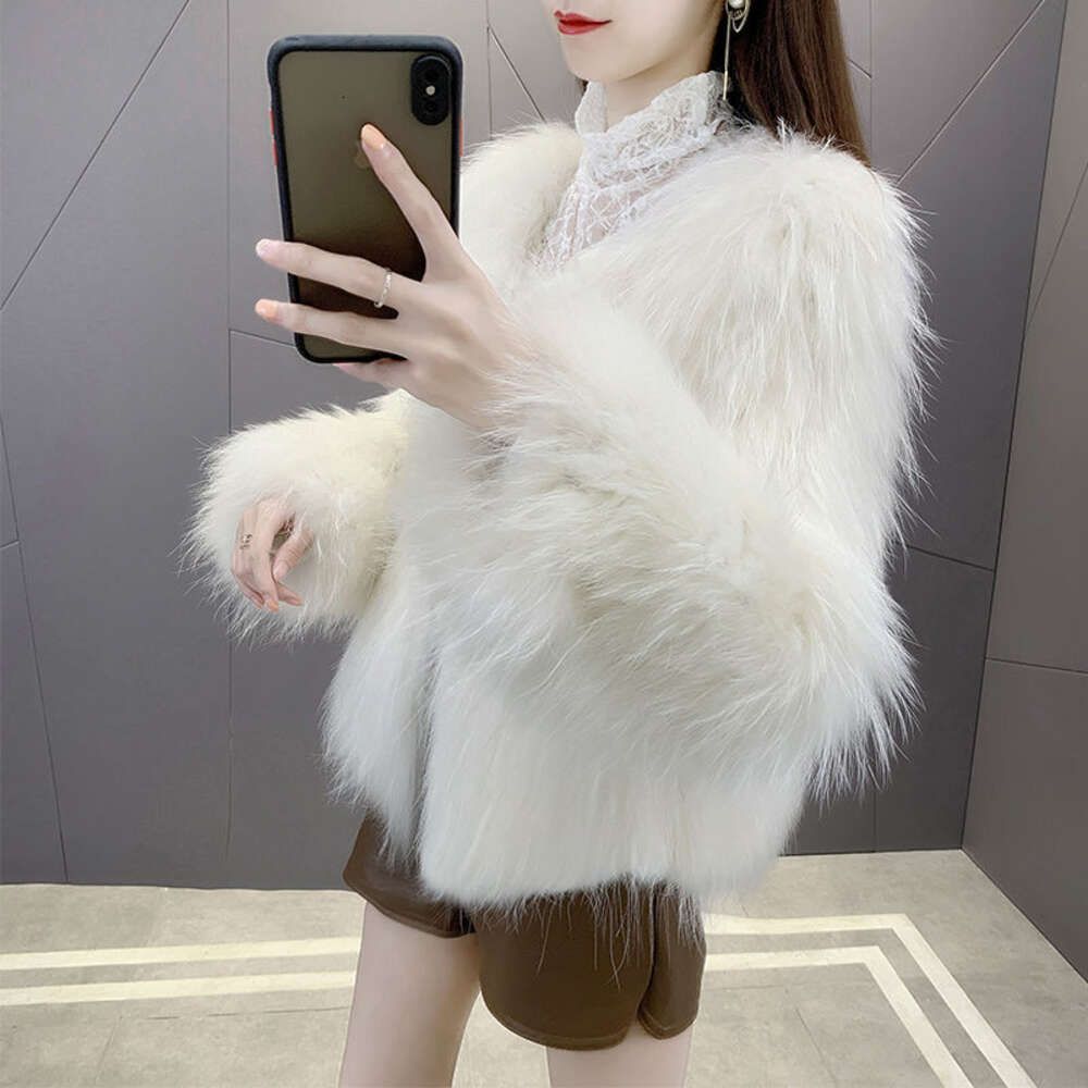 Off white (thickened double-sided fur)