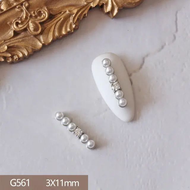 G561