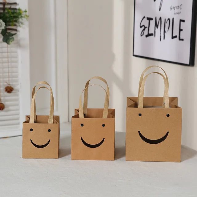 Marron (sourire)-10x10x10cm-10pcs