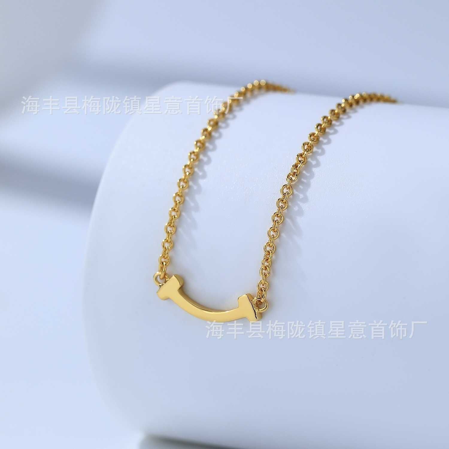 Mini Smile Gold Diamondless Necklace-K