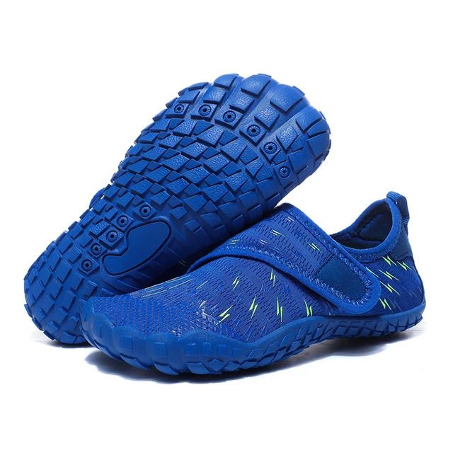 Shoe-wading blu-28