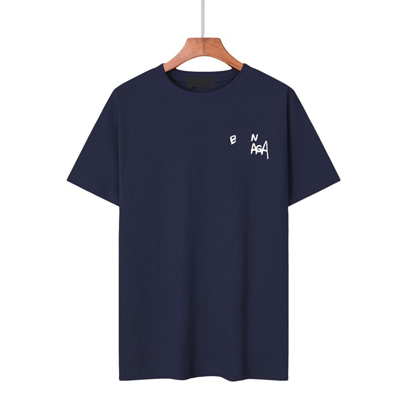 4 Tシャツ