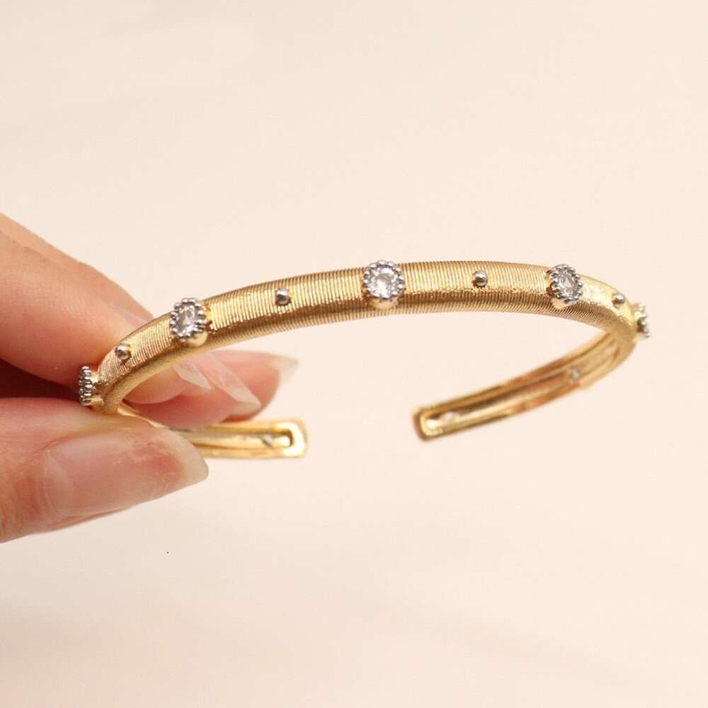 Gold Bracelet 8248