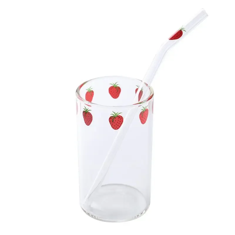 strawberry 300ml with straw B