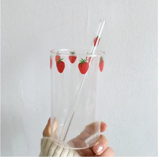 strawberry 300ml with straw A