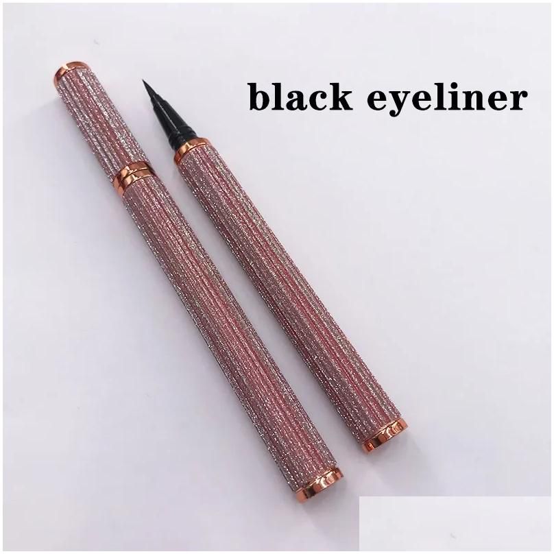 Black Eyeliner12