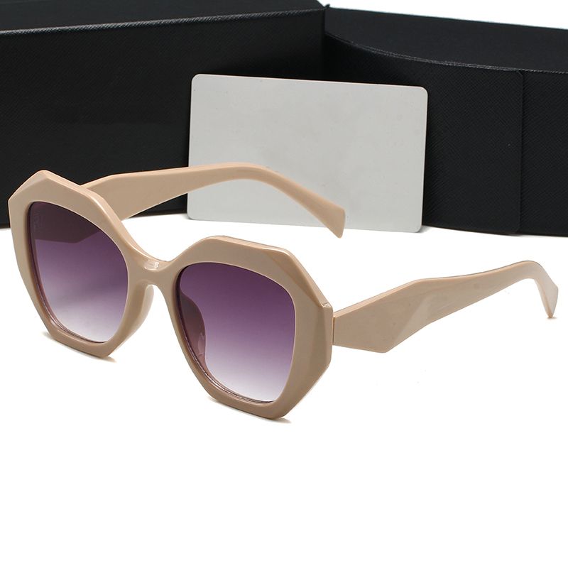 P Beige frame gradually purple lens