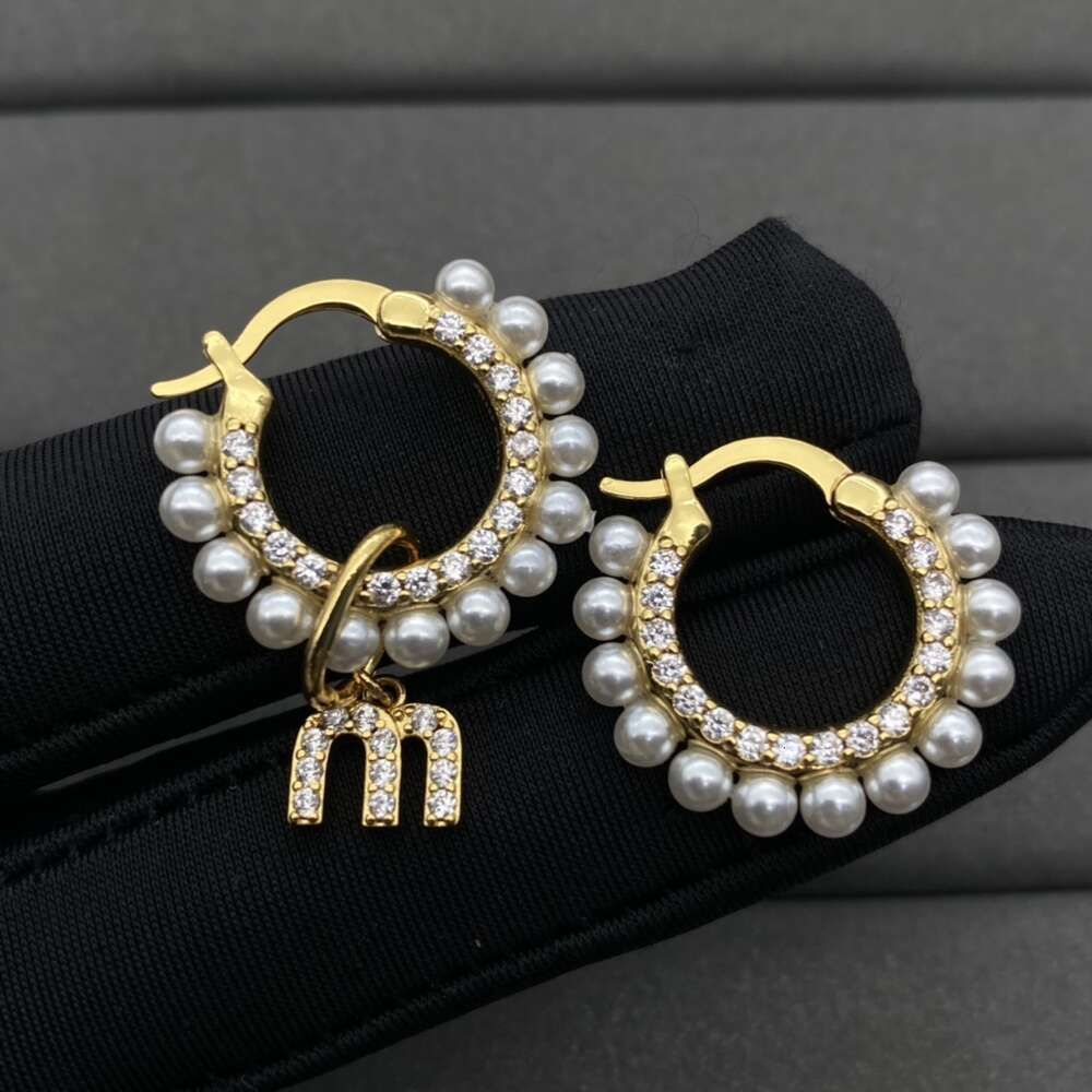 Miao Family Letter Gold Earrings (lett