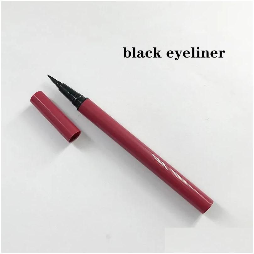 Black Eyeliner17