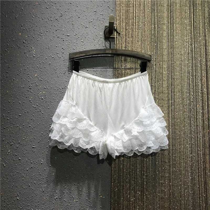 Seuls shorts en dentelle