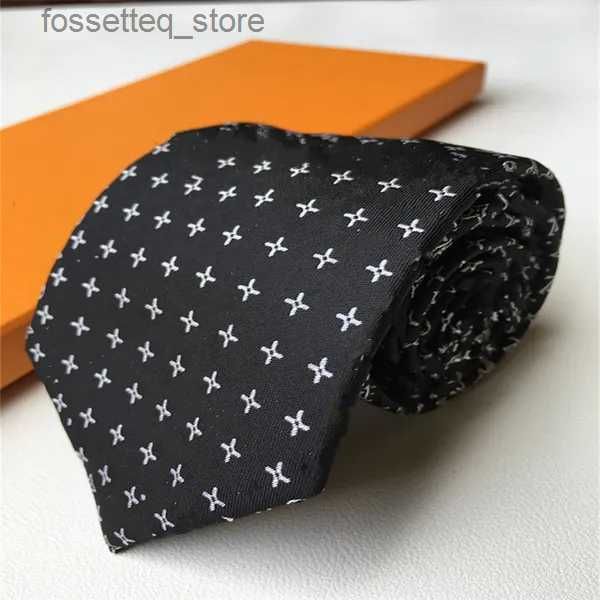 18 TIE+BOX