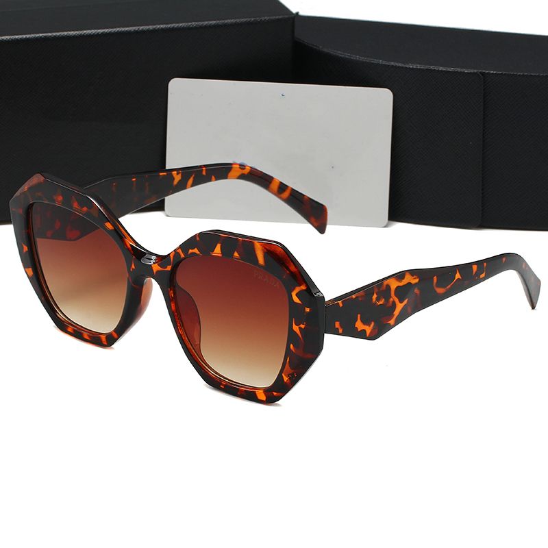 Leopard print framed teacolored lenses