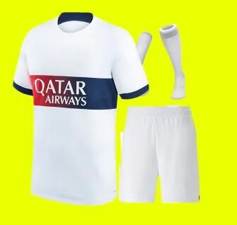 23/24 away kit