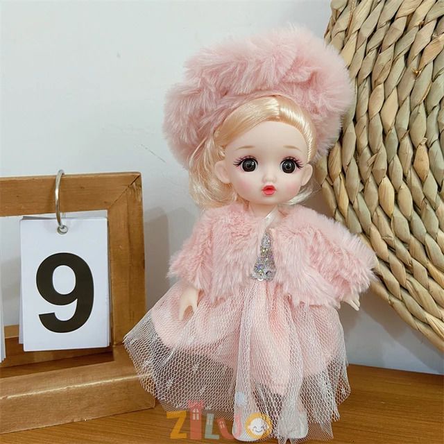 Bambola Bjd da 16 cm con vestiti5